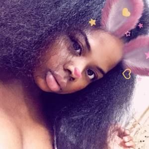 Meet your Posher, Laxmi